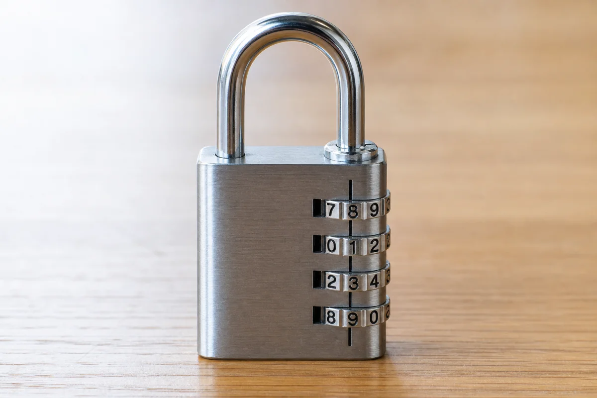 ouvrir un cadenas à code